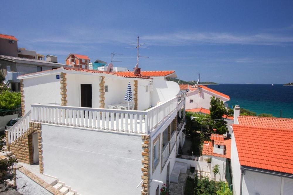 Apartment Jole Ražanj Eksteriør billede