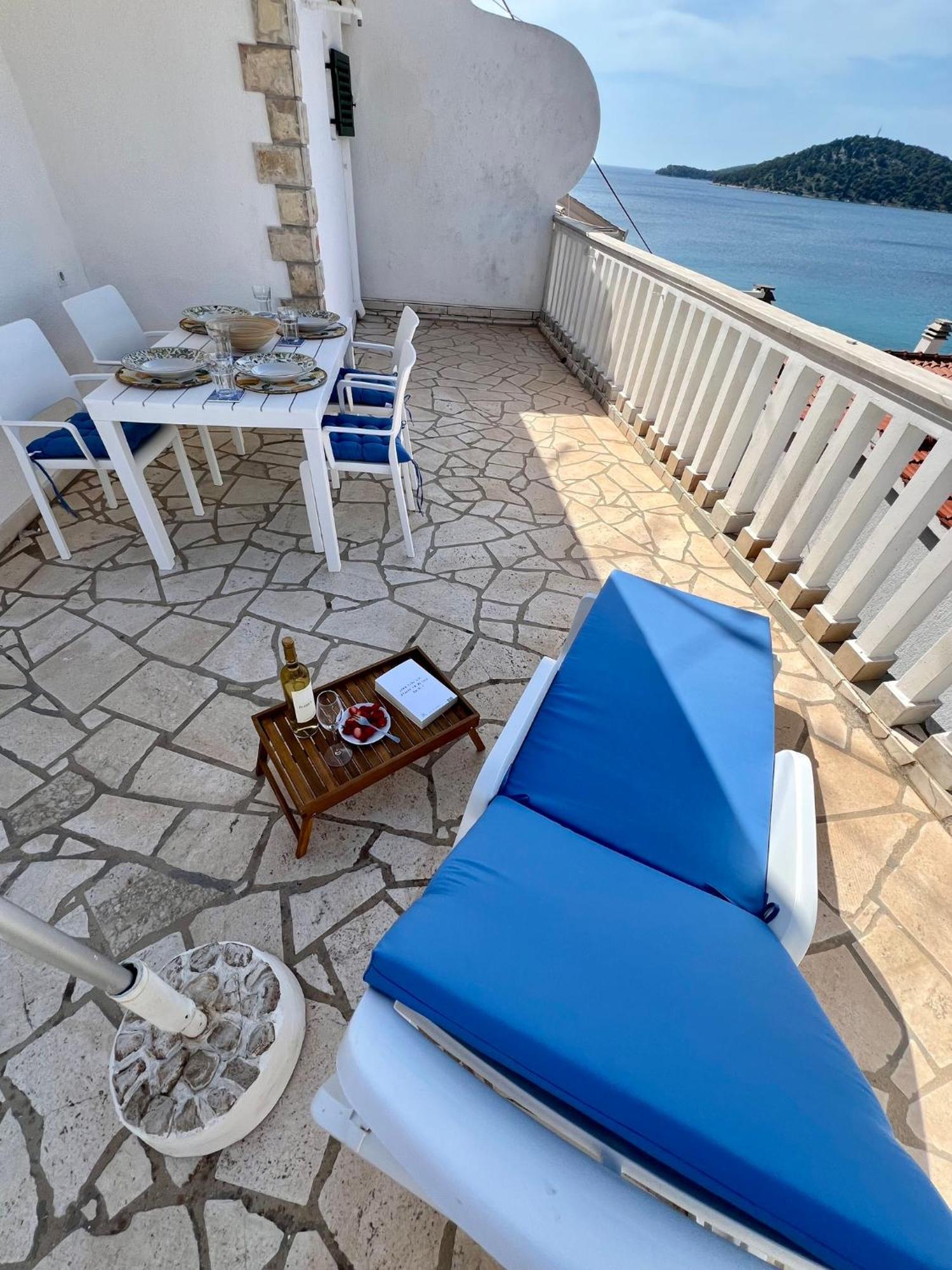 Apartment Jole Ražanj Eksteriør billede