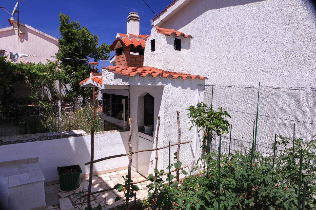 Apartment Jole Ražanj Eksteriør billede